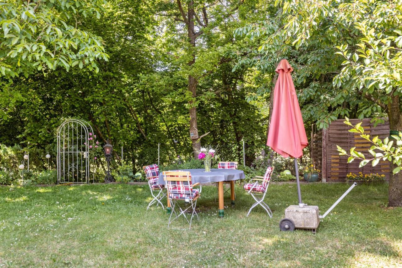 Haus Am Muehlenbach Apartment Hilzingen Exterior photo